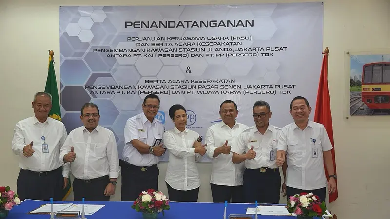 PT PP (Persero) Tbk atau PTPP melakukan penandatanganan Perjanjian Kerjasama Usaha (PKSU) dan Berita Acara Kesepakatan pengembangan kawasan hunian Stasiun Juanda.