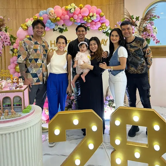 Potret perayaan ultah Felicya Angelista yang ke-28