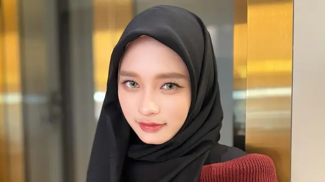 Unggahan Foto Cantik Inara Rusli. (instagram/mommy_starla)