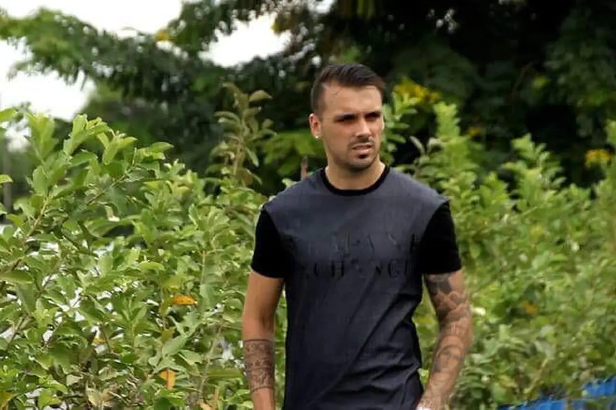Nicolas Leandro Velez
