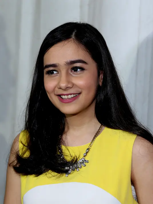 Demi ingin memberikan untuk buah hatinya, Shakila Azzahra Kurniawan, Sonya Fatmala tidak menggunakan jasa pengasuh bayi dalam mengurus buah hatinya, diakuinya ia ingin mengurus sendiri sang buah hati. (Andy Masela/Bintang.com)