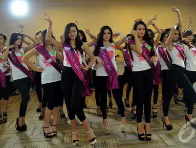 Sebanyak 20 orang finalis Micel 2014 mengikuti kelas koreigrafi, Cawang, Jaktim, Minggu (19/10/2014) , Jaktim, Minggu (19/10/2014) (Liputan6.com/Faisal R Syam)