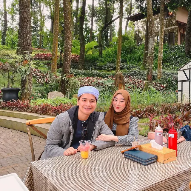 Larissa Chou dan Alvin Faiz