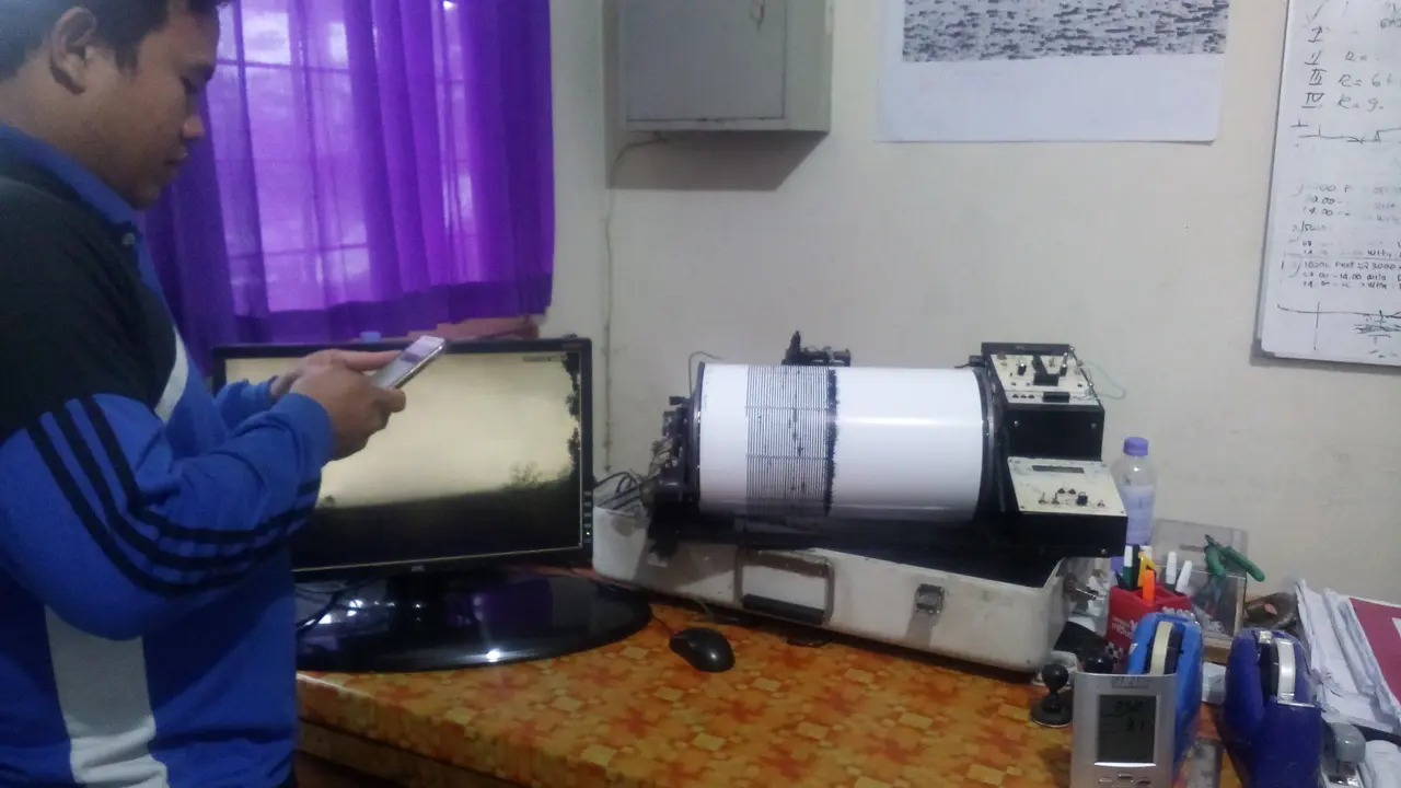 Setelah dua kali di guncang tremor overscale, aktivitas Gunung Agung kini mulai tenang.