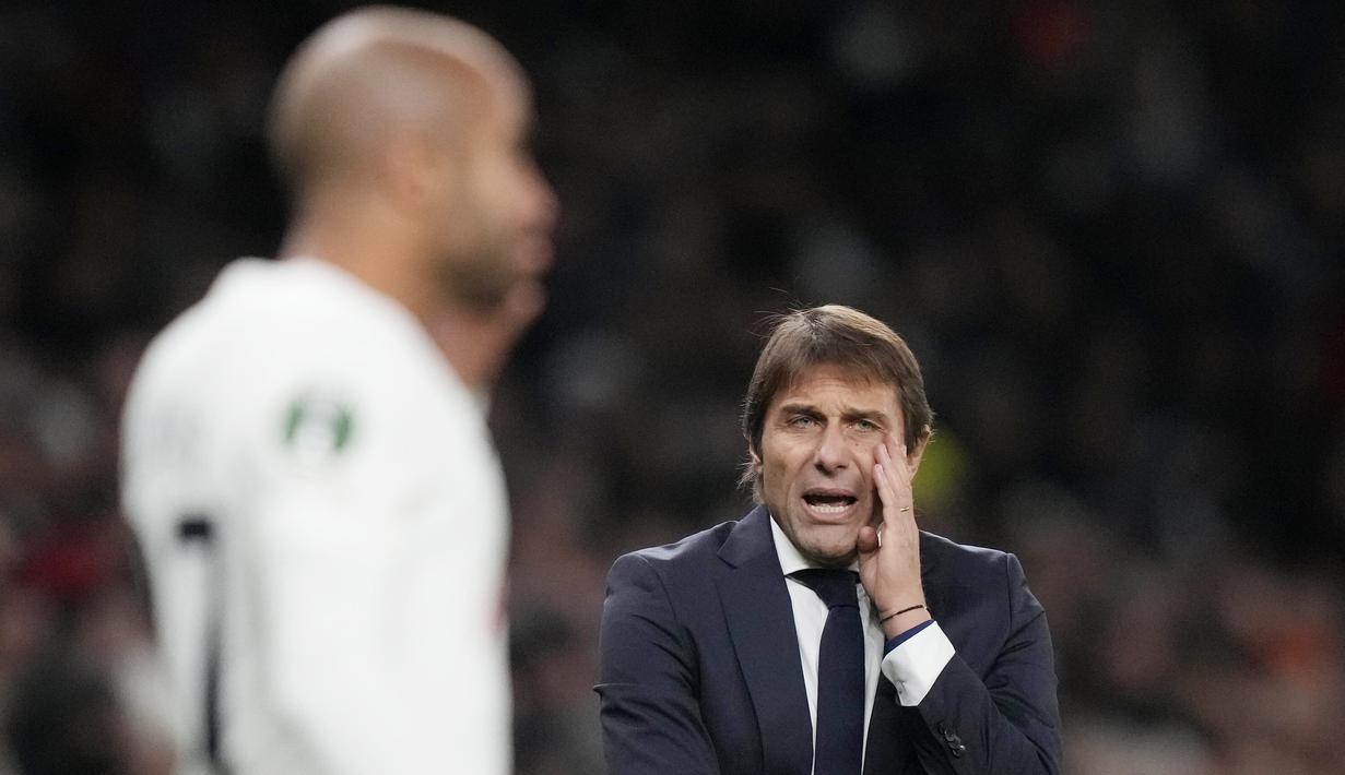 Tottenham sempat tampil luar biasa dengan unggul tiga gol lebih dahulu, masing-masing lewat gol Son Heung-min, Lucas Moura, dan gol bunuh diri Jacob Rasmussen. (AP/Frank Augstein)