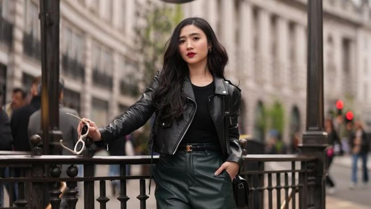 7 Gaya Febby Rastanty saat Liburan di Luar Negeri, OOTD Kece Jelajahi Berbagai Destinasi