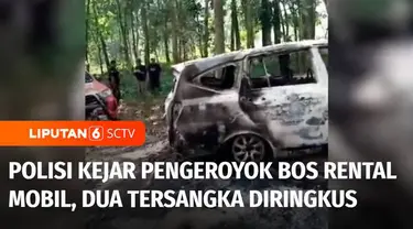Polisi mengevakuasi mobil pemilik rental dari Jakarta yang dibakar warga Desa Sumbersoko, Kecamatan Sukolilo, Pati, dari dalam hutan. Polisi kini terus memburu pelaku lain yang terlibat dalam pengeroyokan yang menyebabkan pemilik rental mobil tewas.
