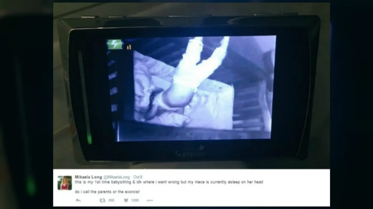 Bayi jungkir balik