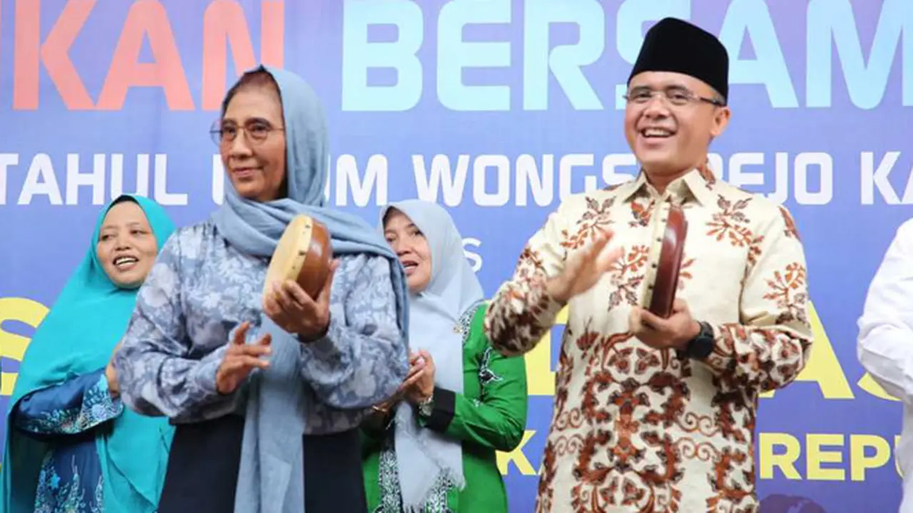 Susi Pudjiastuti dan Abdullah Azwar Anas