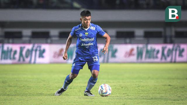 Persib Bandung vs Dewa United - BRI Liga 1 2023/2024