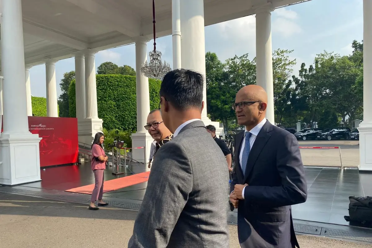 Chairman & CEO Microsoft Satya Nadella menemui Presiden Joko Widodo (Jokowi) di Istana Kepresidenan Jakarta, Selasa (30/4/2024).