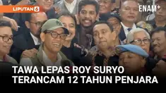 Ratusan orang berkerumun di tangga Gedung Direktorat Reserse Kriminal Umum Polda Metro Jaya, Kamis (13/11/2025) malam. Mayoritas emak-emak dan bapak-bapak.