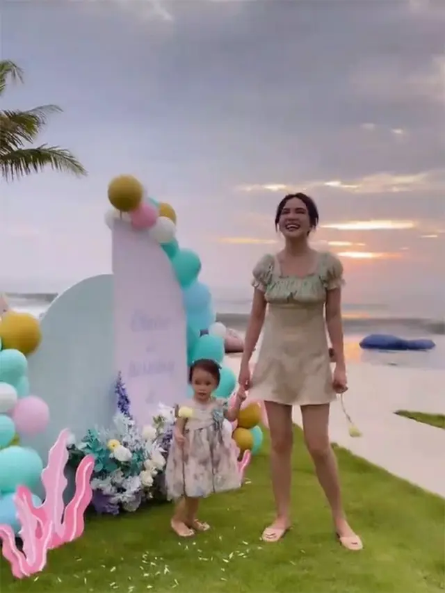 [Fimela] Ultah Anak Shandy Aulia