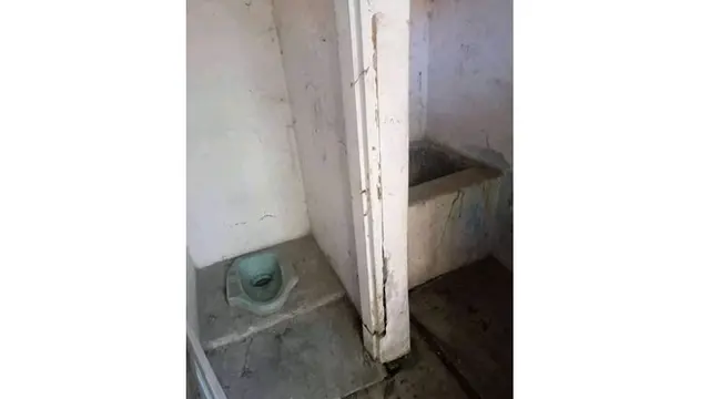 6 Desain Antimainstream Toilet Rumah Ini Bikin Geleng Kepala