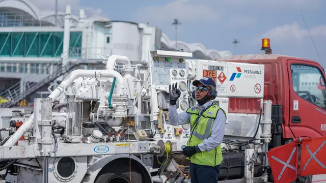 PT Pertamina Patra Niaga menyesuaikan harga khusus avtur di sejumlah bandara Angkasa Pura di Indonesia. (Foto: Pertamina)