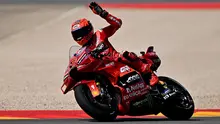 Pembalap Ducati Lenovo Team, Marc Marquez, berhasil meraih pole position setelah menorehkan waktu tercepat pada kualifikasi MotoGP Aragon di&nbsp;MotorLand Aragon, Alcaniz, Sabtu (7/6/2025) sore WIB. (AFP/JOSE JORDAN)