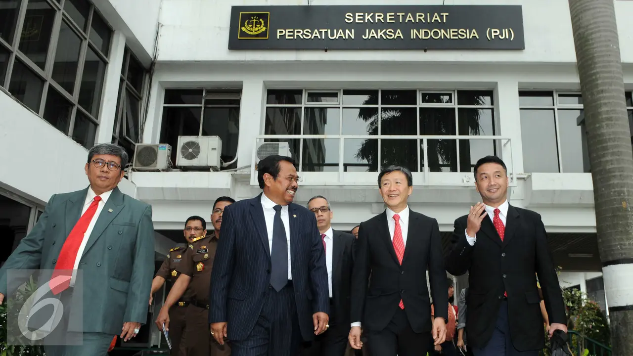 20160317-KPK-Hongkong-Jakarta-HM-Prasetyo-Simon-Y.L.Peh-HA