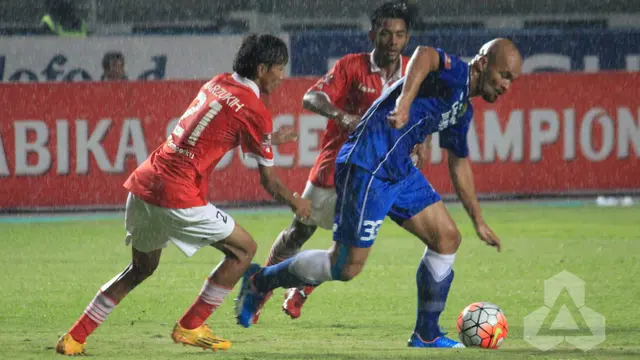 Persib Bandung vs Persija Jakarta (Indonesiansc.com)