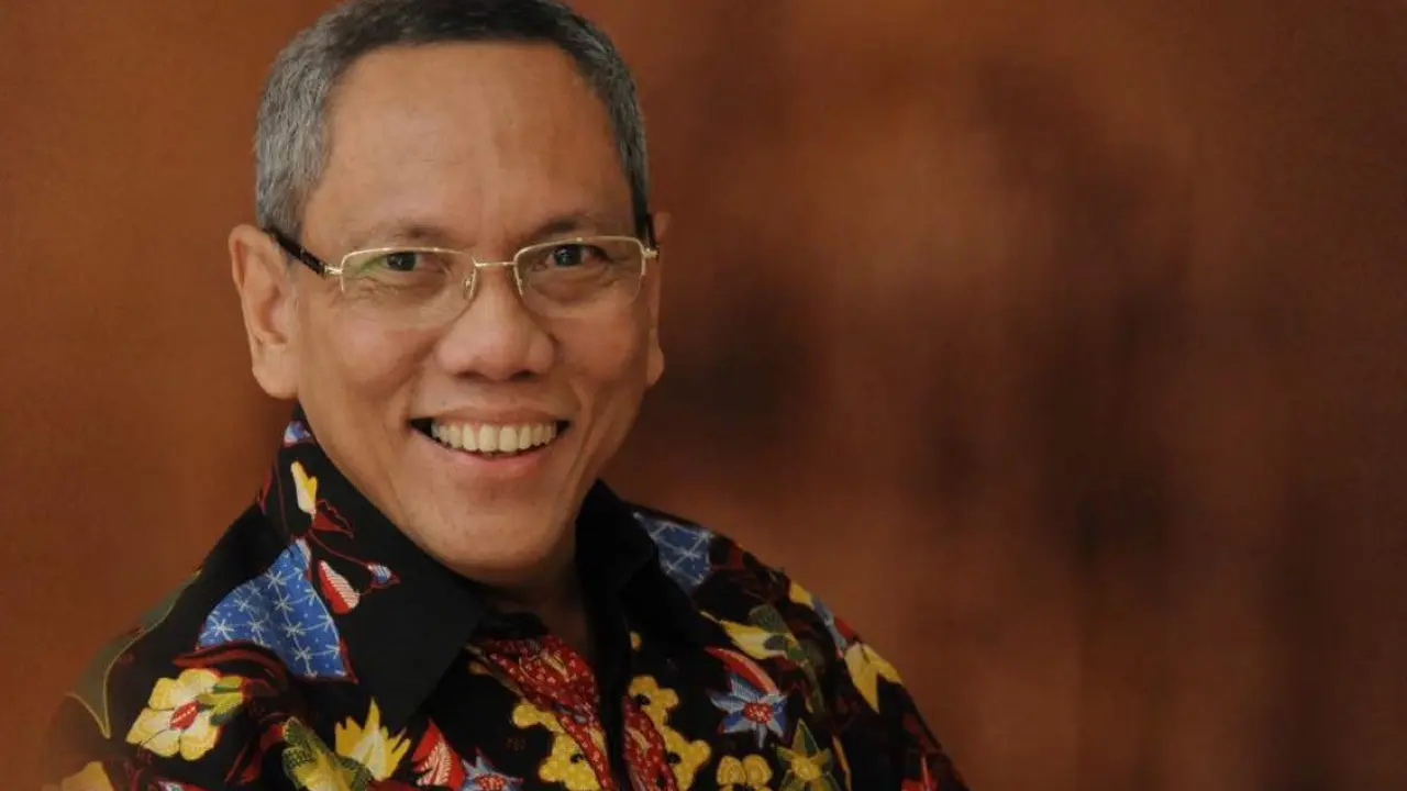 Profesor Tjandra Yoga AditamaDirektur Pasca Sarjana Universitas YARSI yang juga Guru Besar FKUI.