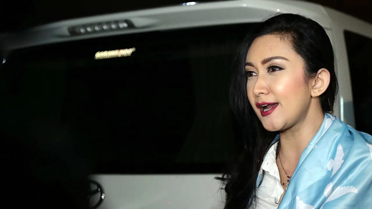 [Bintang] Nafa Urbach
