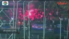 Pertandingan antara Persib Bandung melawan Bhayangkara FC diwarnai kericuhan.