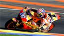  Pebalap Repsol Honda, Dani Pedrosa, berada di posisi ke-10 pada sesi latihan bebas kedua MotoGP Valencia di Sirkuit Ricardo Tormo, Valencia, Jumat (11/11/2016). (AFP/Jose Jordan)