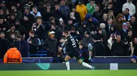 Direktur Juventus Terbang ke Inggris, Seriusi Nego Bek Feyenoord dan Joshua Zirkzee dari Man Utd