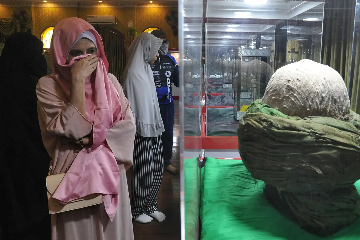 FOTO: Benda Peninggalan Rasulullah Dipamerkan di Parung Bogor
