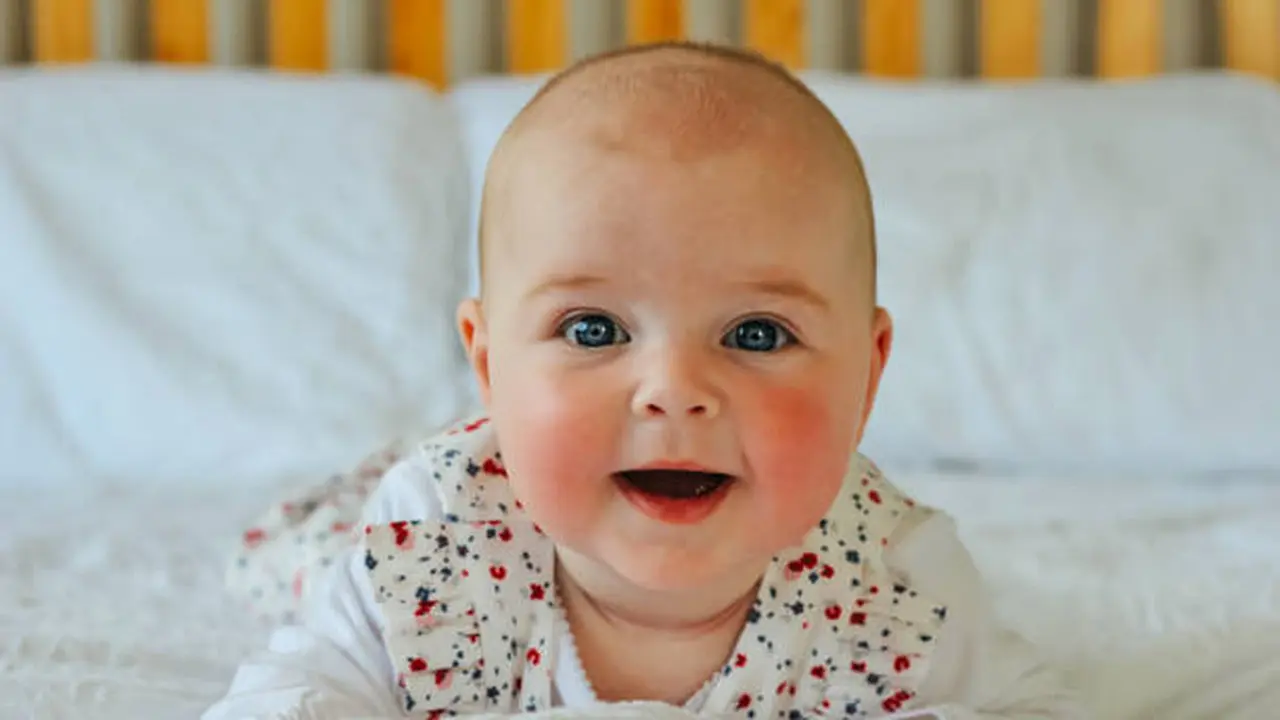 Ilustrasi Tummy Time