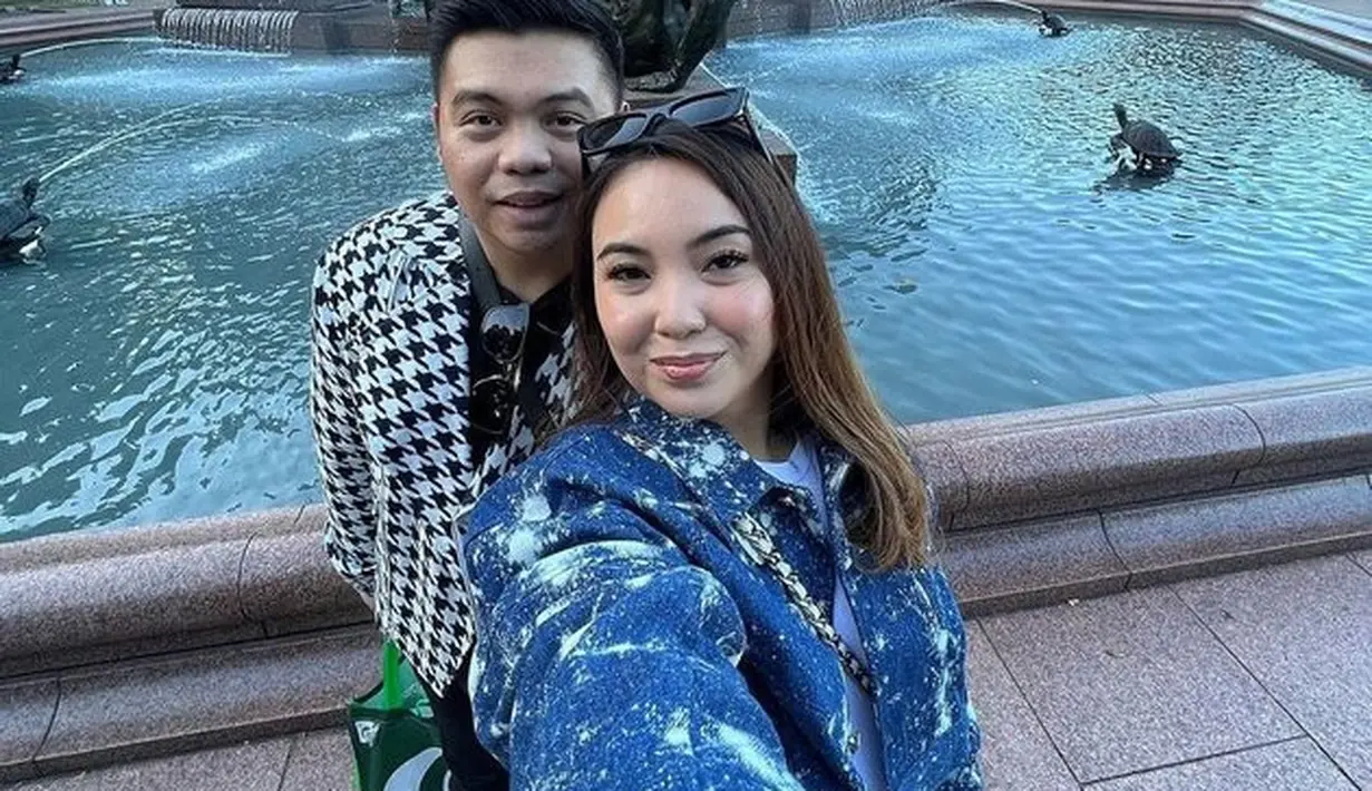 <p>Kecintaan dengan dunia kecantikan membuat Angelica jadi beauty influencer. Ia pernah mengikuti kompetisi pemilihan Panasonic Beauty Brand Ambassador. [Foto: Instagram.com/AngelicaManopo]</p>