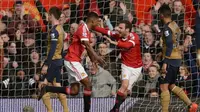 Ketika Manchester United dan Arsenal Kompak Jadi Tim Bapuk