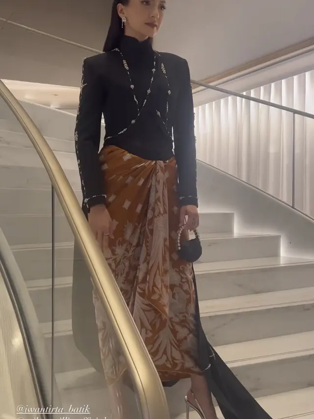 Raline Shah di Festival Film Cannes. [@ralineshah]