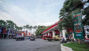 SPBU Utama Raya Banyuglugur memiliki suasana berbeda dengan pemandangan pantai yang dapat diakses dengan tiket masuk terjangkau, yakni sekitar Rp. 5.000 per orang. Dok PPN