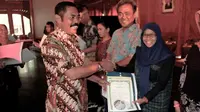 Sebanyak 860 ijazah lulusan SMK tertahan di berbagai sekolah selama bertahun-tahun. (Liputan6.com/Fajar Abrori)