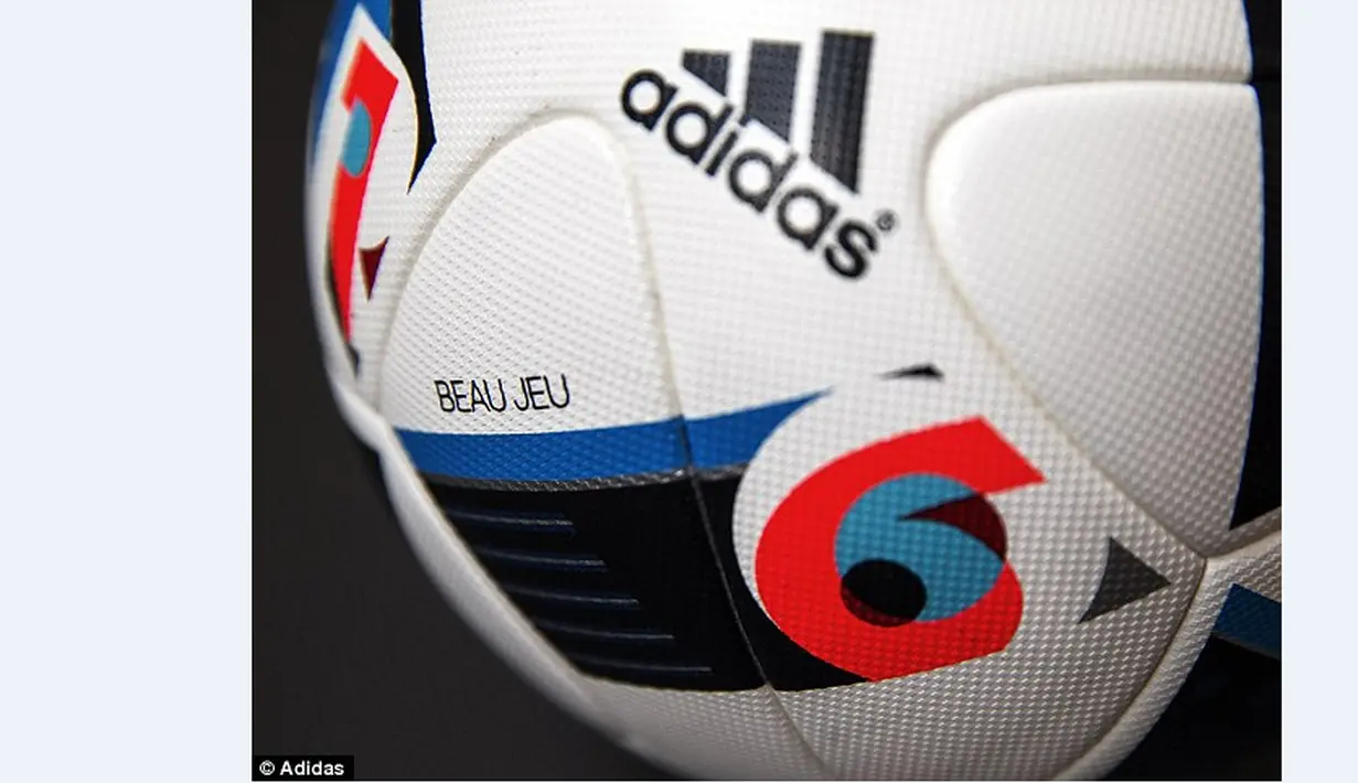 Bola resmi Piala Eropa 2016 diberi nama dalam bahasa Prancis "Beau Jeu" yang juga berarti 'permainan indah". (Adidas)