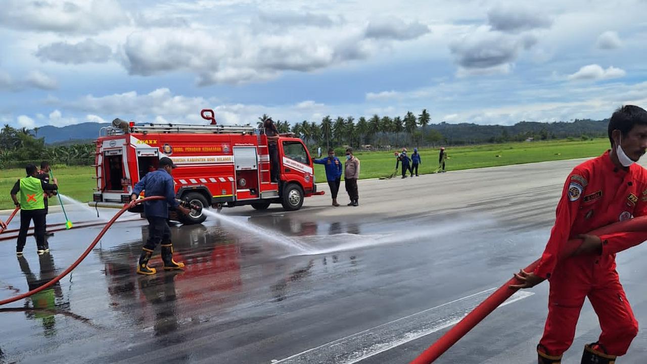 Bandara Sam Ratulangi berdasarkan Nomor Notam : A1181/24 NOTAMR A1170/24 operasional bandara masih ditutup sampai Jumat (3/5/2024) hingga pukul 18.00 WITA. Penutupan ini karena erupsi Gunung Ruang. (Dok Kemenhub)