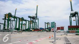 New Priok Container Terminal (NPCT) 1 memiliki luas lahan kurang lebih 32 hektar (Ha) dan kapasitas sebesar 1,5 juta TEUs per tahun, Jakarta, Selasa (13/9). (Liputan6.com/Faizal Fanani)