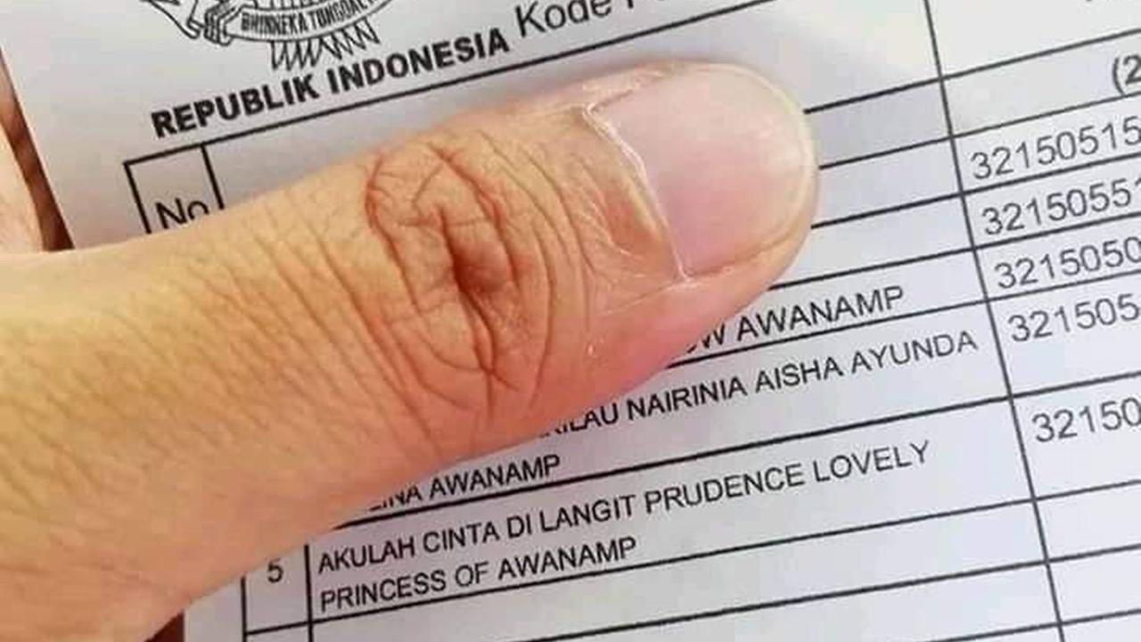 6 Nama Unik di Kartu Keluarga Ini Antimainstrem, Unik Banget
