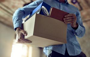 Ilustrasi Pemutusan Hubungan Kerja alias PHK. Foto: Freepik/drazen zigic