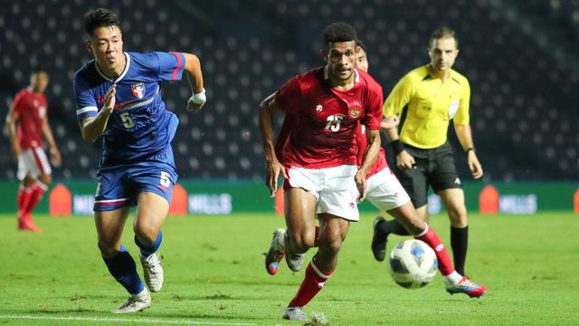 Foto: Pesona Ricky Kambuaya, Mutiara dari Tanah Papua di Timnas Indonesia