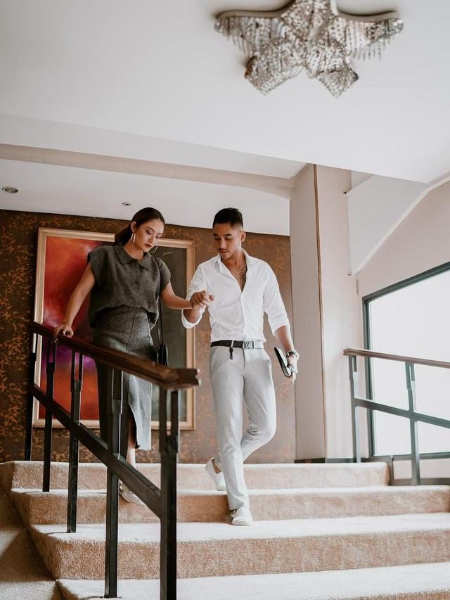 Umumkan Hamil Anak Pertama, Ini 6 Momen Romantis Siti Badriah dan Krisjiana