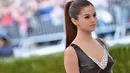 Kini kabar perselingkuhan Orlando Bloom sudah menghilang. Namun, Selena Gomez belum berbicara empat mata bersama Katy Perry. (AFP/Bintang.com)