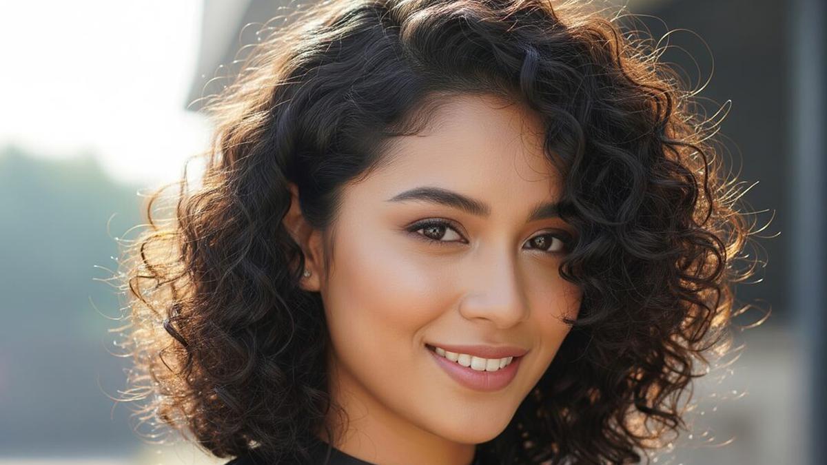 Rambut Natural Tanpa Styling Berlebihan, Masih Jadi Favorit di 2025?