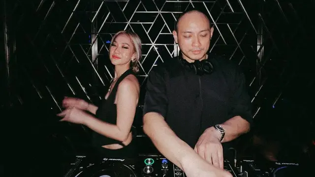 Gaya Bunga Citra Lestari. [@tikoaryawardhana]