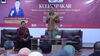 Dalam paparannya, Taruna Ikrar menekankan pentingnya riset sebagai pilar utama bagi perguruan tinggi untuk mencapai reputasi global.