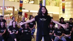 Penyanyi sekaligus aktris Sherina Munaf dalam jumpa pers film layar lebar Wiro Sableng 212 di Senayan City, Jakarta, Rabu (16/8). Sherina Munaf mendapat tugas untuk memerankan sosok bernama Anggini. (Liputan6.cm/Herman Zakharia)