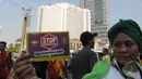 Aksi damai memperingati Hari Ibu yang jatuh pada Senin 22 Desember di Bundaran HI, Jakarta, Minggu (21/12/2014). (Liputan6.com/Herman Zakharia)
