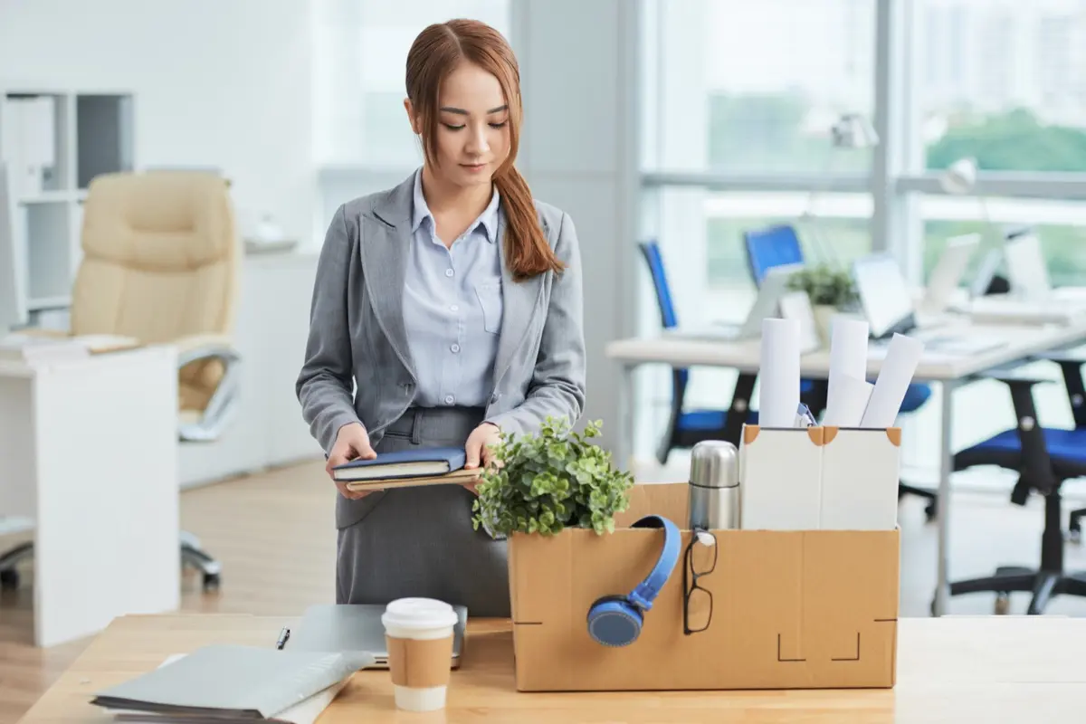 Ilustrasi resign, pindah kerja