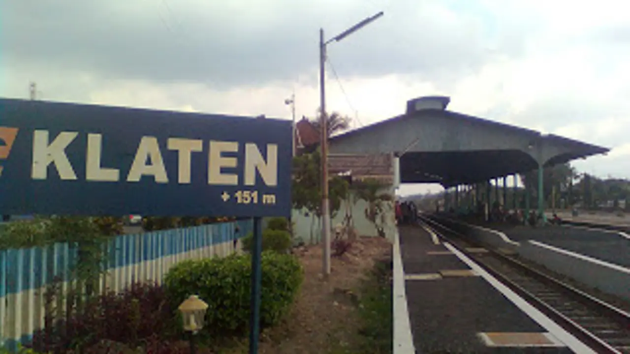 [Bintang] Heboh selokan bening di Klaten, mirip di Jepang
