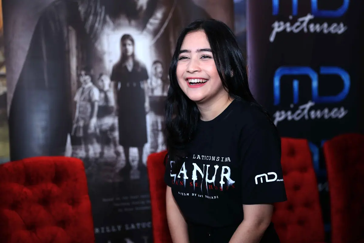 [Bintang] Prilly Latuconsina